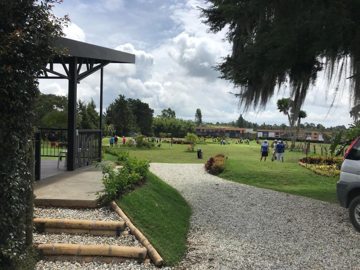 Hotel & Golf Isak Aeropuerto Ριονέγρο Εξωτερικό φωτογραφία