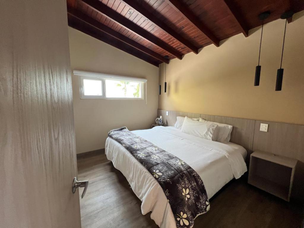 Hotel & Golf Isak Aeropuerto Ριονέγρο Εξωτερικό φωτογραφία