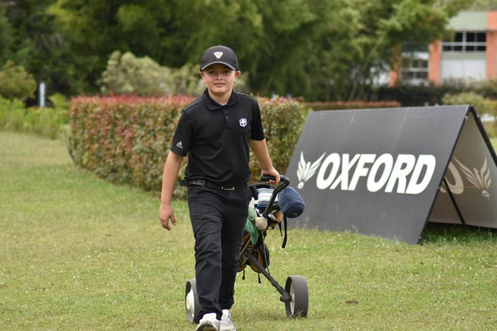 Hotel & Golf Isak Aeropuerto Ριονέγρο Εξωτερικό φωτογραφία